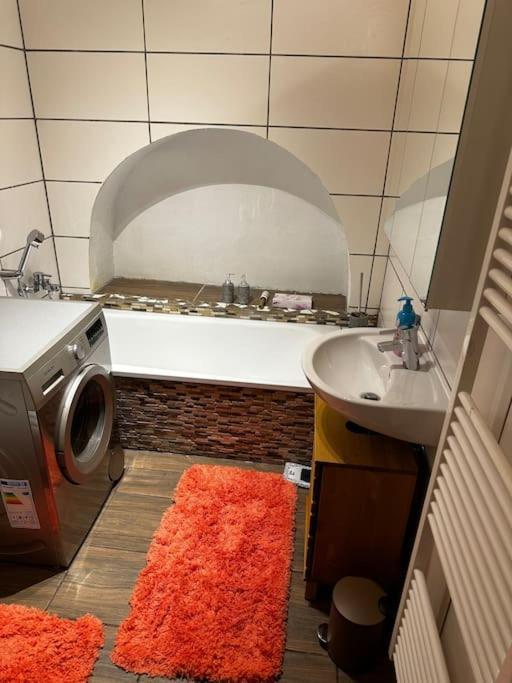 לייפציג Schoene Wohnung In Bestlage Inclusive Parkplatz מראה חיצוני תמונה